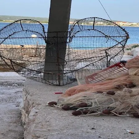 Seafront House Antonia *