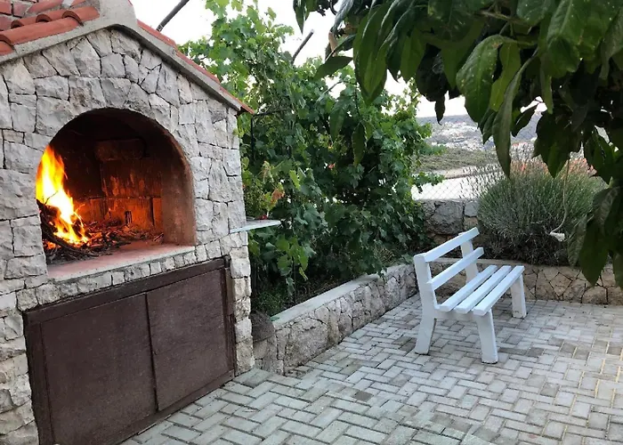 Seafront House Antonia Vakantiehuis