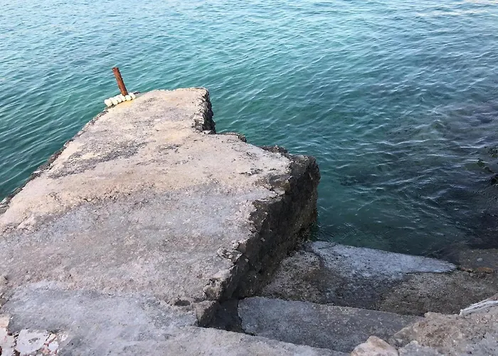 Vakantiehuis Seafront House Antonia *