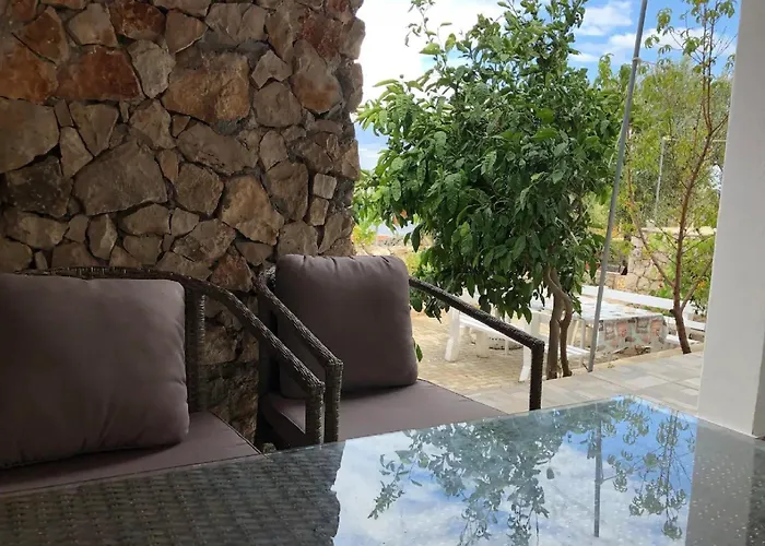 Vakantiehuis Seafront House Antonia