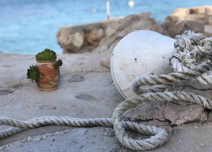 Dom wakacyjny Seafront House Antonia